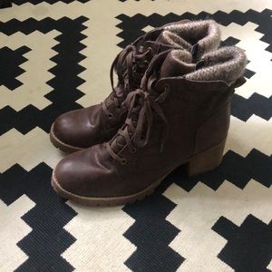 Brown chunky boots - Carlos Santana